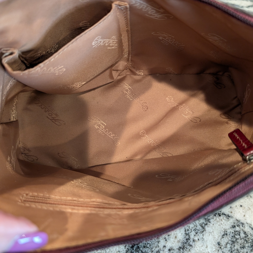 💥Fossil Set💥 - Rich Burgundy Pebbled Leather Hobo Bag & Kiss Lock Wallet Set - Picture 4 of 15